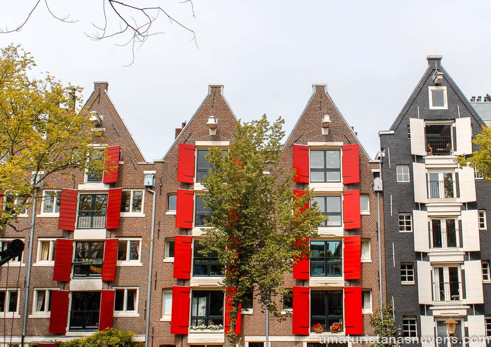 O que fazer no bairro Jordaan em Amsterdam - janelões típicos