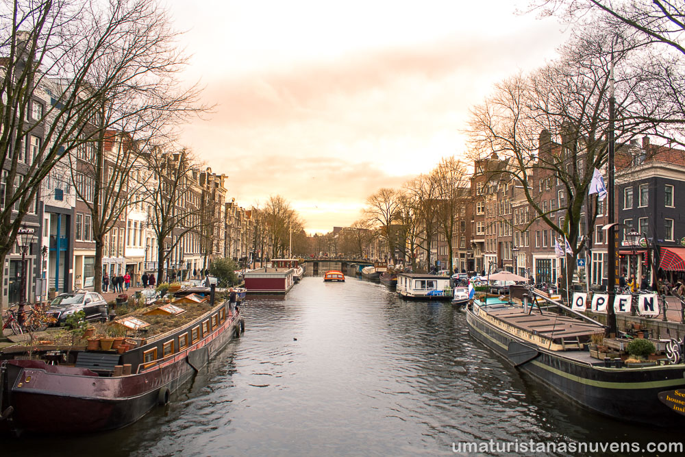 Houseboat museum no bairro Jordaan em Amsterdam